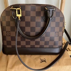 Louis Vuitton Alma BB in DE